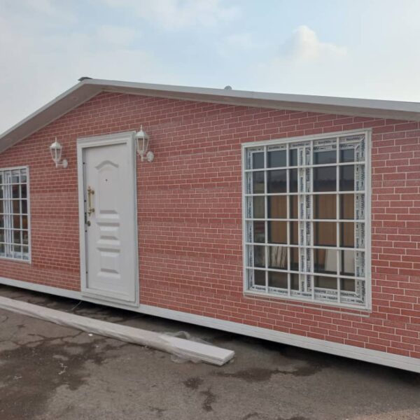 ویلایی ۲۸متری با نمای پنل دکوراتیو طرح آجر